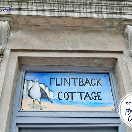 Flintback Cottage 3 Bedroom Ensuite Great Location 布罗德斯泰 外观 照片