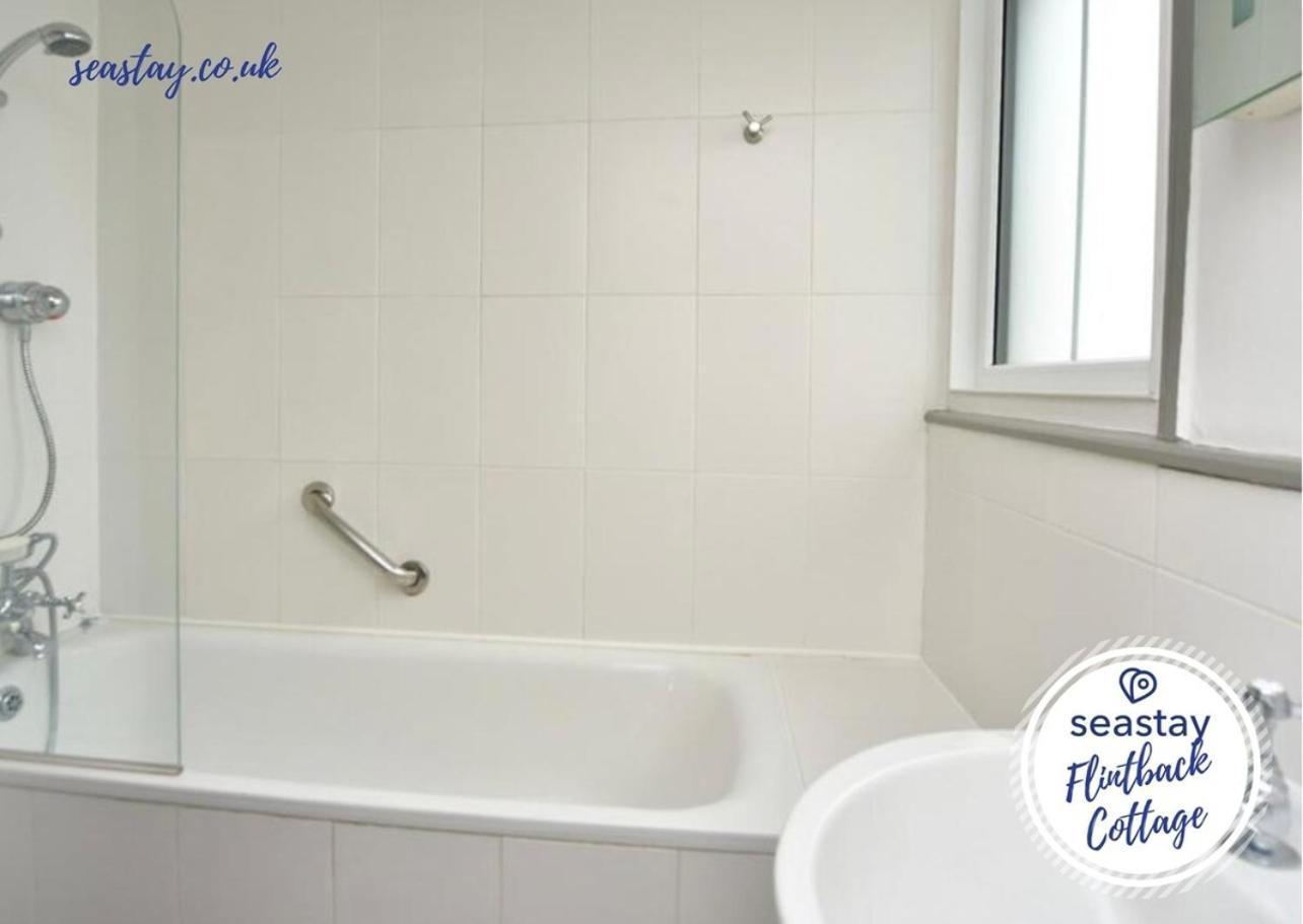 Flintback Cottage 3 Bedroom Ensuite Great Location 布罗德斯泰 外观 照片