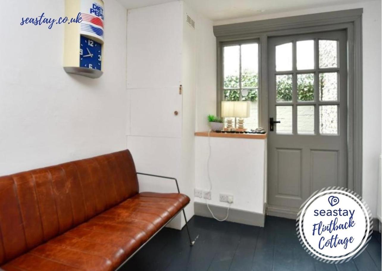 Flintback Cottage 3 Bedroom Ensuite Great Location 布罗德斯泰 外观 照片