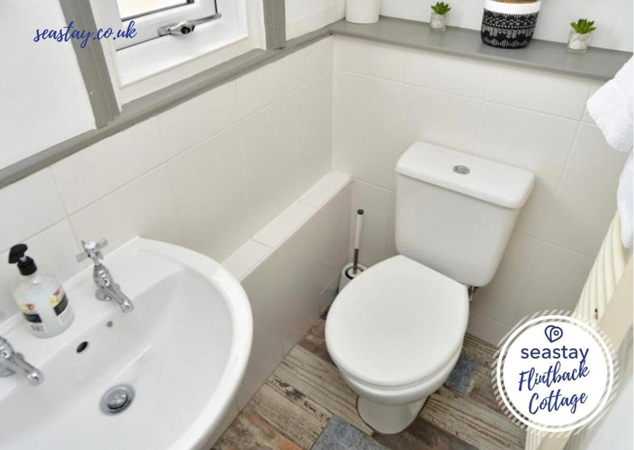 Flintback Cottage 3 Bedroom Ensuite Great Location 布罗德斯泰 外观 照片